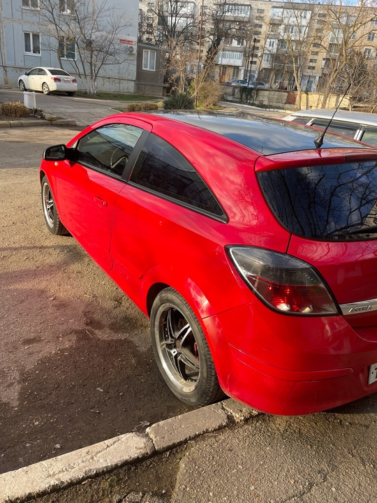 Продам
Opel Astra GTS 2007
1.8 бензин
Мотор (5)