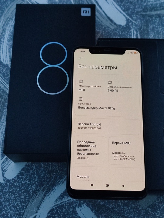 Xiaomi Mi 8 piano black.
Флагманская (2)