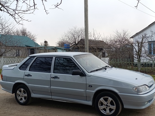 Продам ваз 2115
В хорошем для (5)