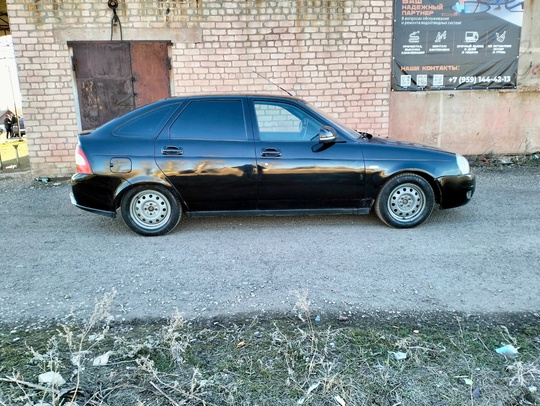 Продам Приору 2012 года, в (7)