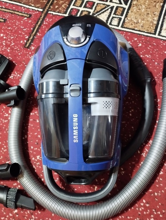 Продам пылесос SAMSUNG мощностью 2200W (2)