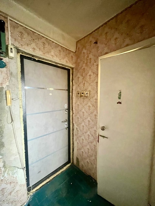 Продаётся 1-комнатная квартира в Луганске! (5)