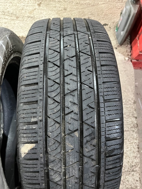 Продам летнюю резинуContinental r19 235/55. (1)
