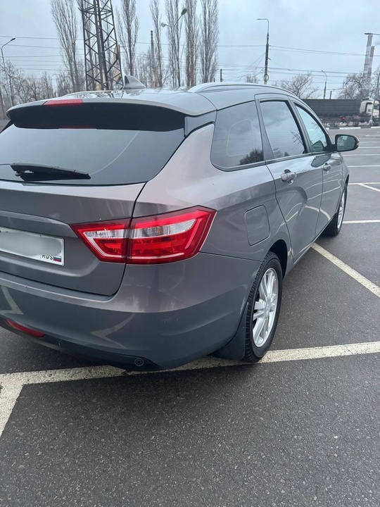 Продам Lada Vesta 2019г универсал (4)