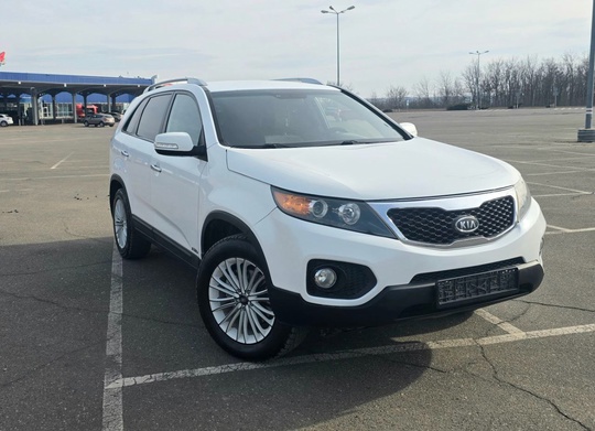 СРОЧНО ПРОДАМ Kia Sorento 2.4