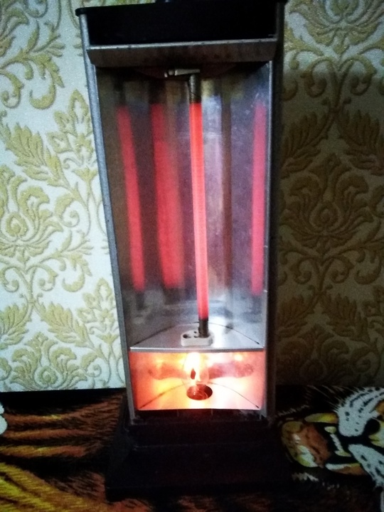Донецк Калининский район продам Электрошашлычницу (2)