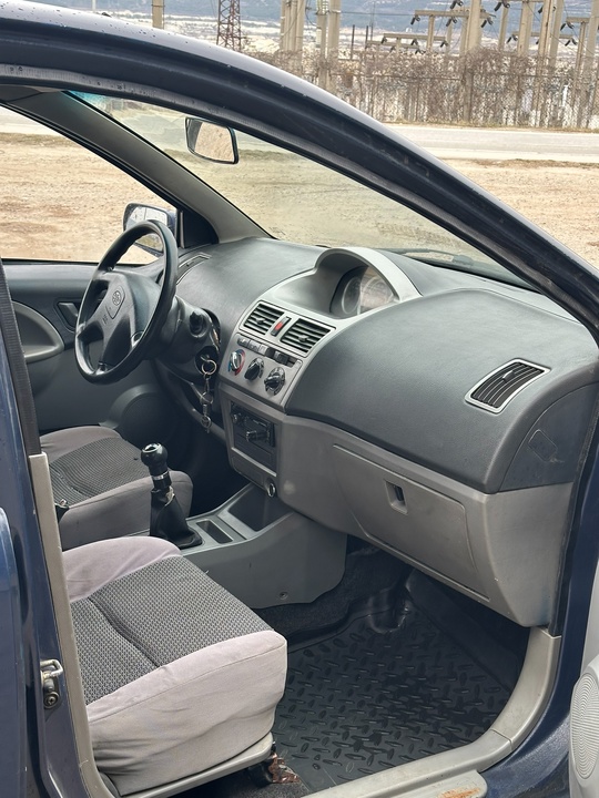 Продам Faw Vita 
Год 2007 (7)
