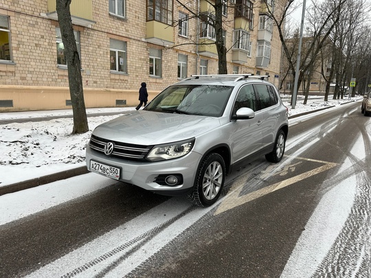 -Volkswagen Tiguan 2013г.в 2.0 дизель