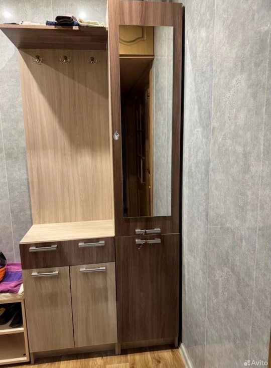 Продам прихожую , состояние отличное