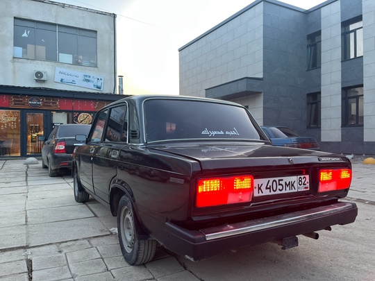 Ваз 2107
в oтличнoм cостоянии! 3 (3)