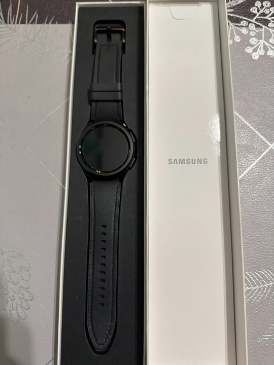 Смарт-часы Samsung Galaxy Watch6 Classic (5)