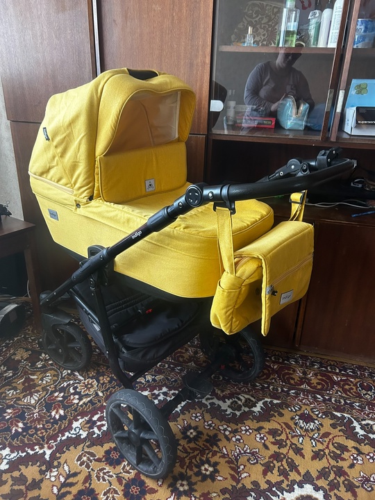 Продам коляску 2 в 1