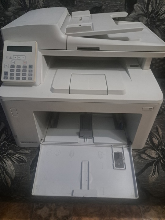 Продам! МФУ HP LaserJet MFP