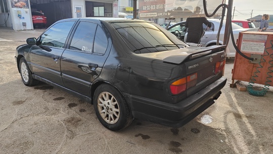 Продам  Nissan Primera P10 (3)