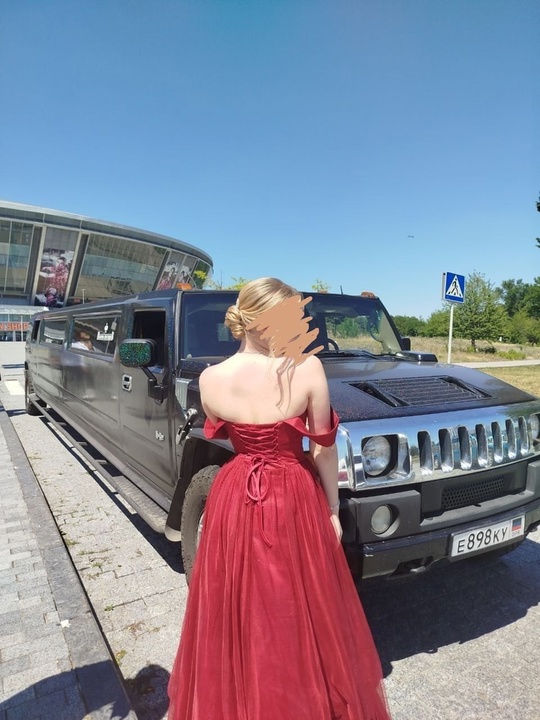 Продам выпускное платье, абсолютно новое( (2)