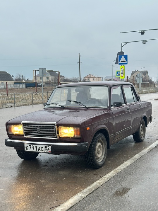 Продам семёрку, в хорошем состоянии!

Я (2)