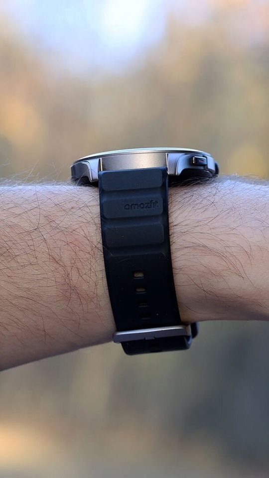Продам часы Amazfit GT-R 4 (1)
