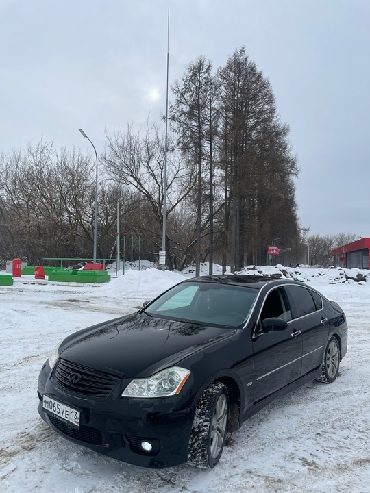 В продаже Infiniti m35 2008 (1)