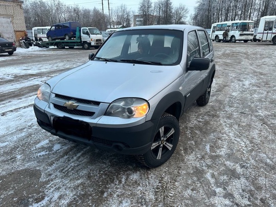 Продам автомобиль 13 год  (4)