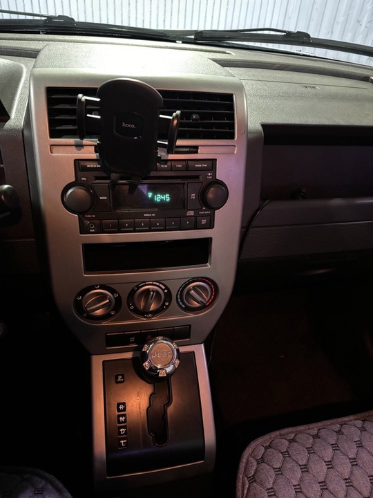Продаётся Jeep Compass 2,4 CVT(170 (9)