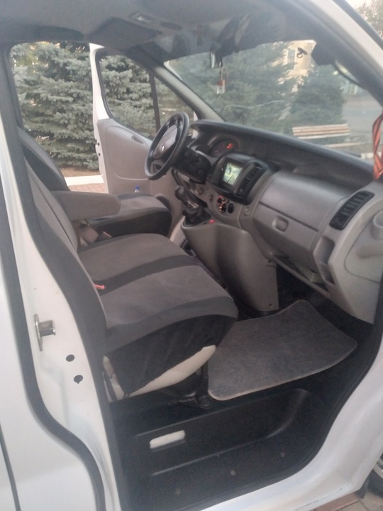 Продам Renault Traffic 2,0
 2007г.
Пробег (7)