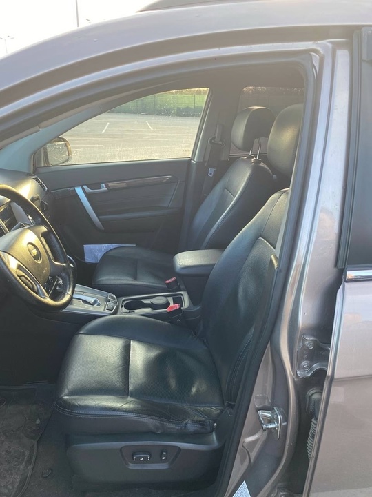 Продам Chevrolet Captiva 2014 года. (5)