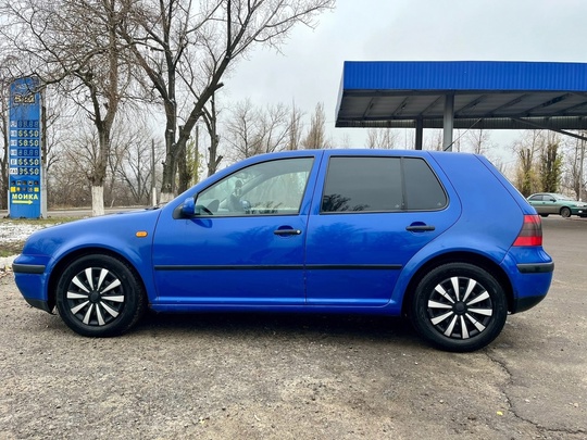 Volkswagen GOLF 4 
Выпуск: 1998 (3)