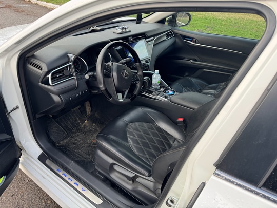 Продам личный автомобиль Toyota Camry (6)