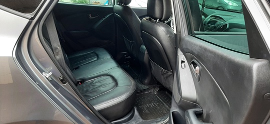 HYUNDAI / ix35 
Цена: 1 (8)