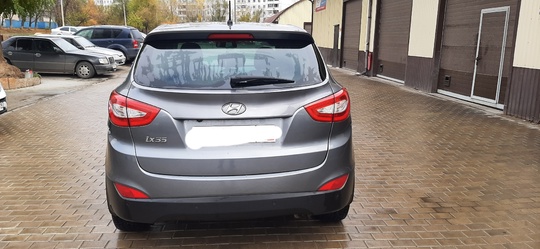 HYUNDAI / ix35 
Цена: 1 (9)