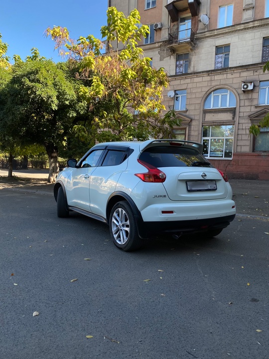 Nissan Juke 2011г 
1.6dig Turbo (3)