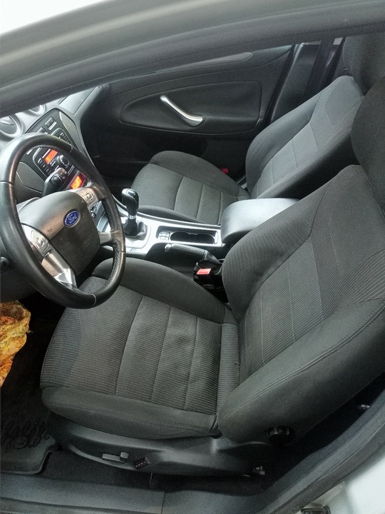 Ford mondeo 4 2011года. Рестайлинг (8)