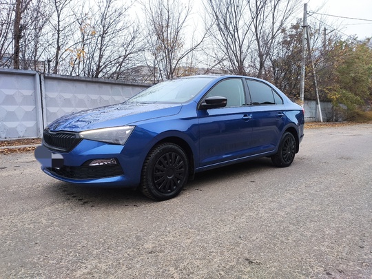 Продам SKODA РАПИД.2020г.в.
Состояние нового авто.
Коробка (2)
