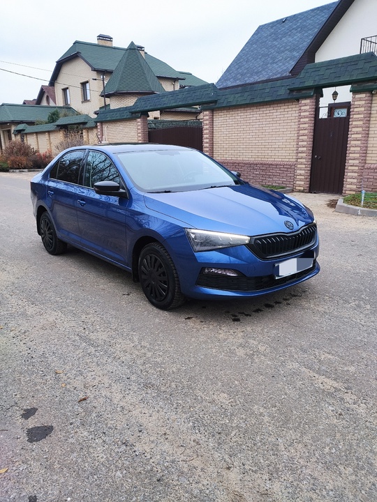 Продам SKODA РАПИД.2020г.в.
Состояние нового авто.
Коробка (3)