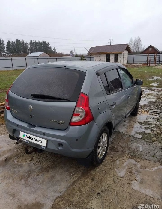 Renault Sandero 1.6 MT,2011г,204 000км
В (5)