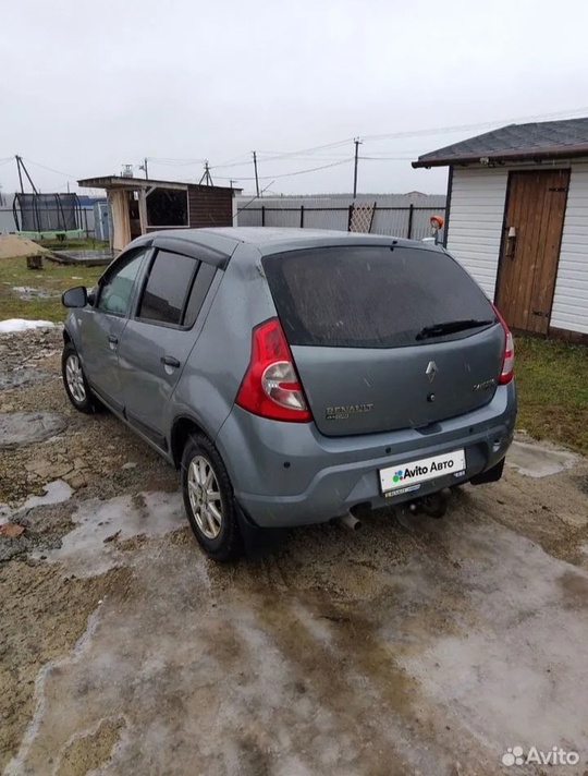 Renault Sandero 1.6 MT,2011г,204 000км
В (6)