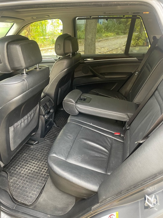 Bmw x5 е70 2008 года (2)