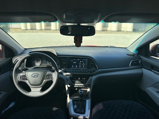 Продам Hyundai Elantra 2018 г (5)