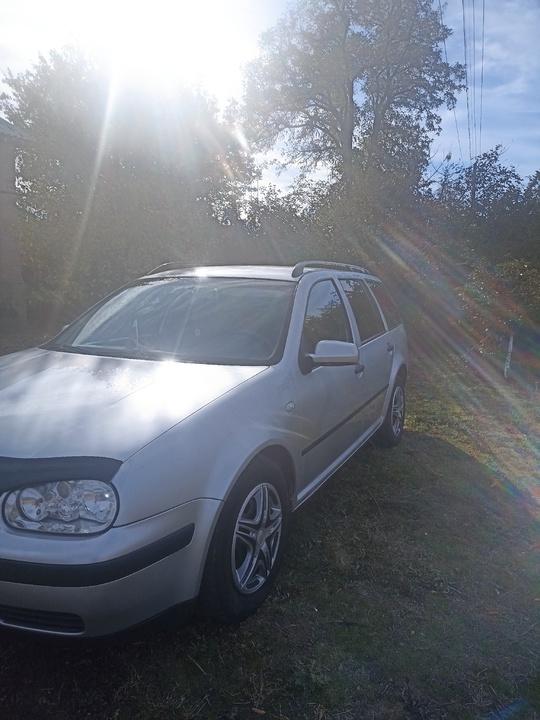 Продам WV golf 4! Универсал!!!
Автомобиль
