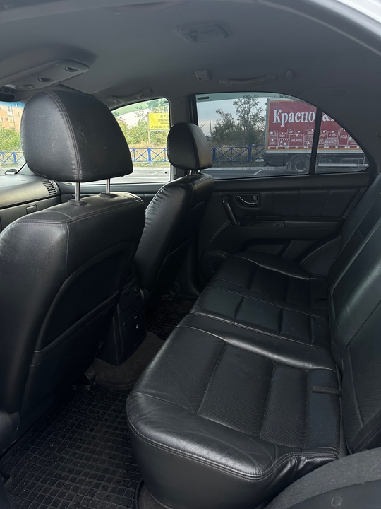 Продам KIA Sorento ￼
2.5 дизель (6)