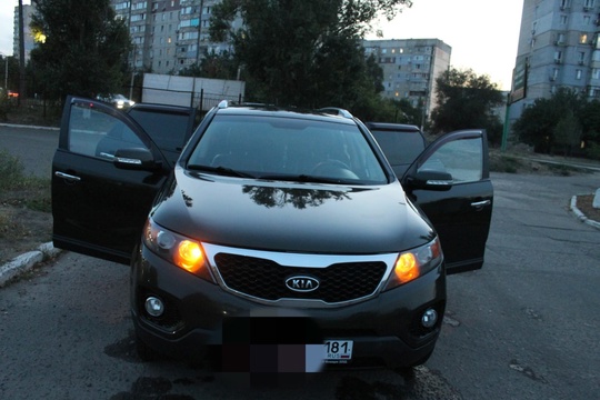 Луганск продам Kia Sorento AWD (2)