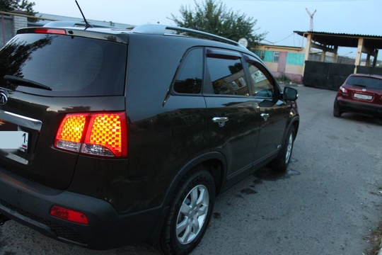 Луганск продам Kia Sorento AWD (4)
