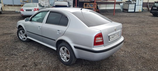 Skoda Octavia (TOUR)
2008 года
1,6 бензин
Кондиционер,
Электростеклоподъемники,
Электрозеркала,
Обогрев (2)