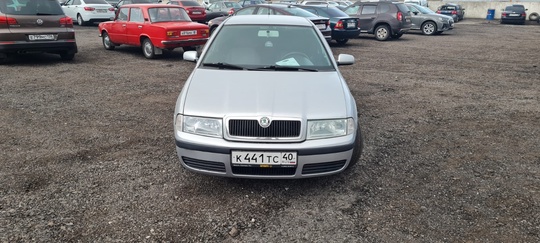 Skoda Octavia (TOUR)
2008 года
1,6 бензин
Кондиционер,
Электростеклоподъемники,
Электрозеркала,
Обогрев (3)