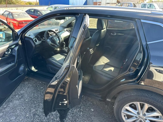 Продам NISSAN QASHQAI
2016 год
Бортовой компьютер, (5)