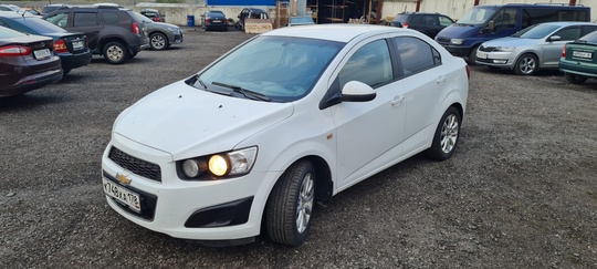 Продам Chevrolet Aveo
2012.года
1,6 Бензин 
Кондиционер,,
Мультируль
Электростеклоподъемники