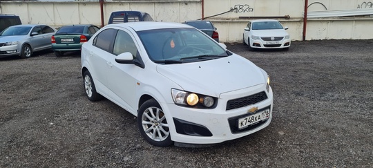 Продам Chevrolet Aveo
2012.года
1,6 Бензин 
Кондиционер,,
Мультируль
Электростеклоподъемники (2)