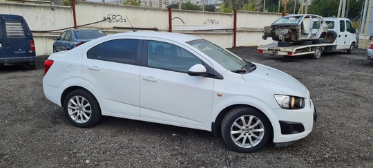 Продам Chevrolet Aveo
2012.года
1,6 Бензин 
Кондиционер,,
Мультируль
Электростеклоподъемники (3)