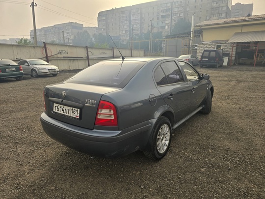 Продам Шкода Октавия 2004 год
Мотор (2)