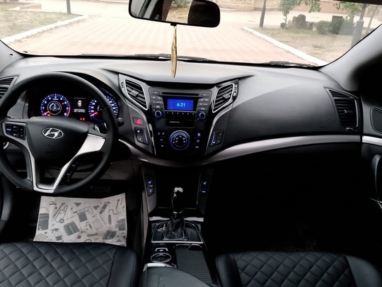 Продам авто Hyundai i40 
В (8)